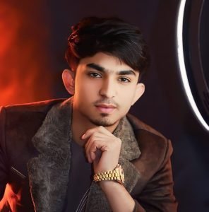 عبدالرحیم قیومی متخصص وب Abdul Rahim Qayomi